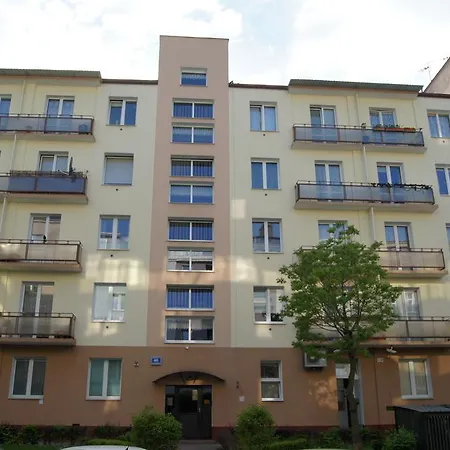 Abrahama 40 * 格丁尼亚